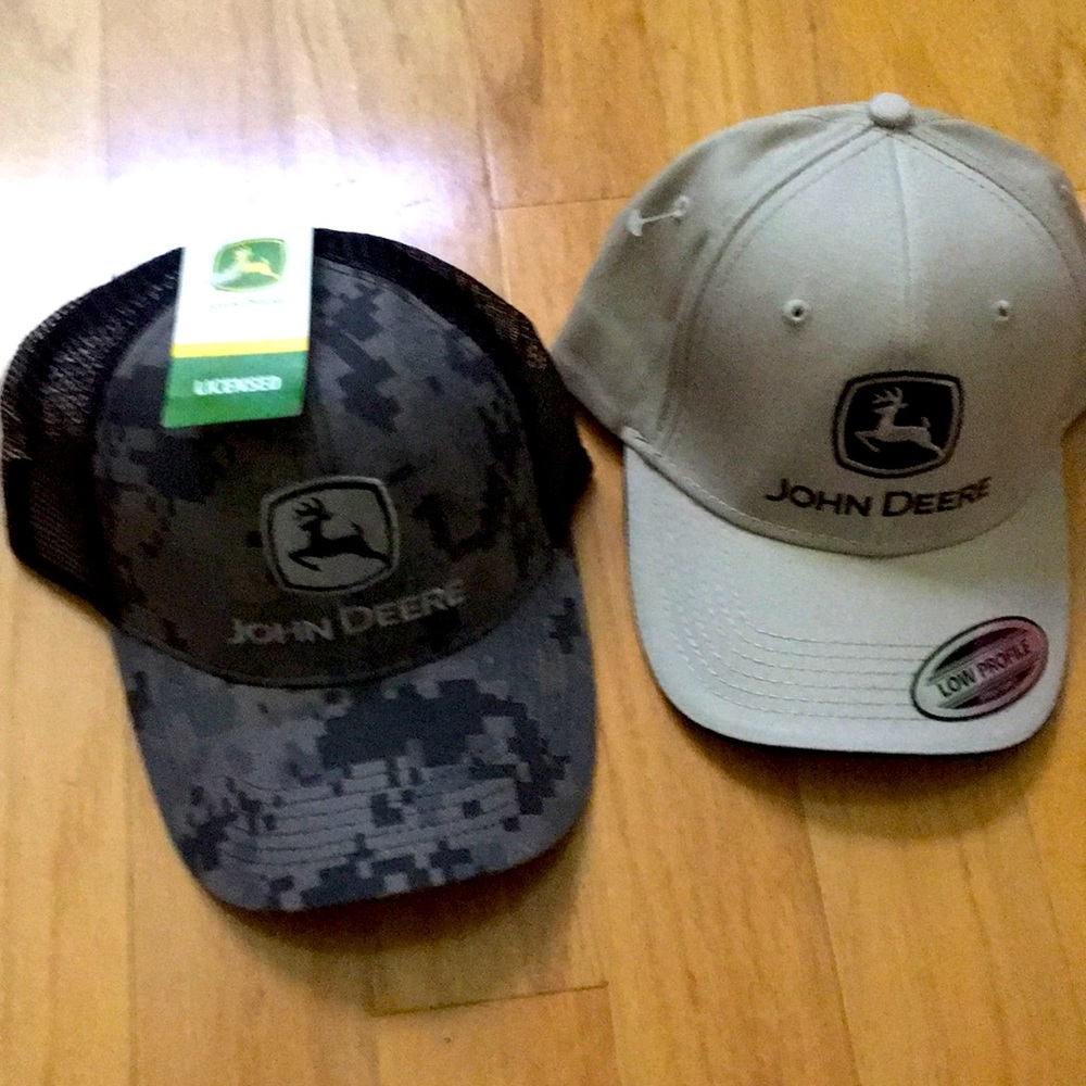 JOHN DEER HATS 🧢